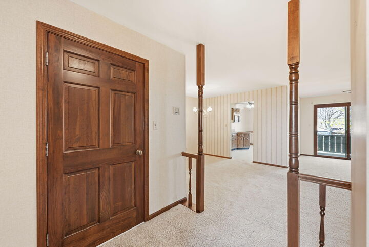 Property Photo: 2022 Windsor Court 4 IN 46375