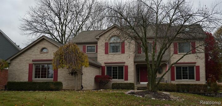 Property Photo:  4111 Seymour Drive  MI 48098 4395 