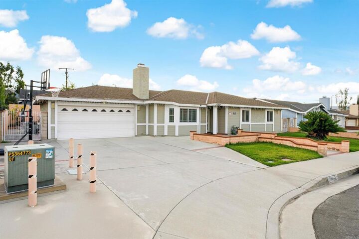 Property Photo:  19020 Leslie Ln  CA 91748 