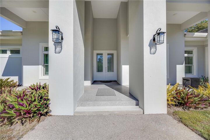 Property Photo: 4885 Tamarind Ridge Drive FL 34119