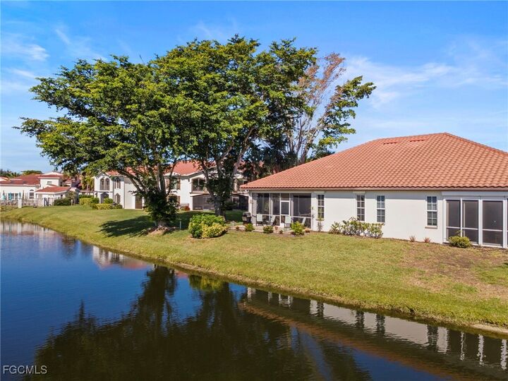 Property Photo:  15193 Seabreeze Cove Circle  FL 33908 