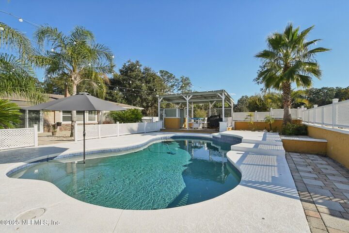 Property Photo: 768 Arthur Moore Drive FL 32043