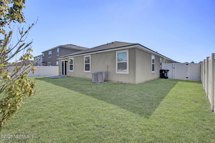 Property Photo: 1967 Pebble Point Drive FL 32043