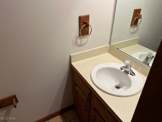 Property Photo:  1896 Savannah  OH 44145 