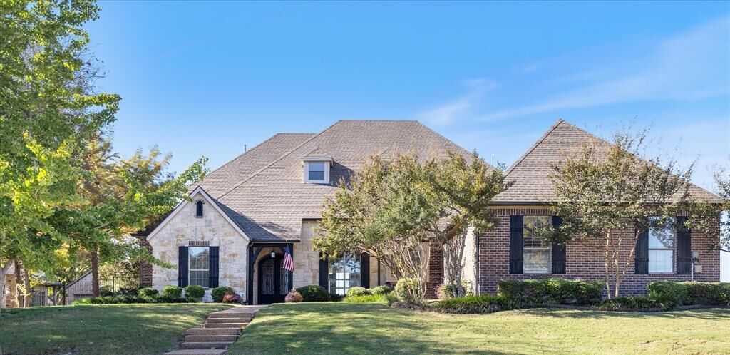 Property Photo:  164 Stoneleigh Drive  TX 75032 