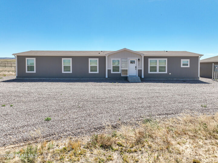 Property Photo:  26927 N Chicory Way  AZ 86334 