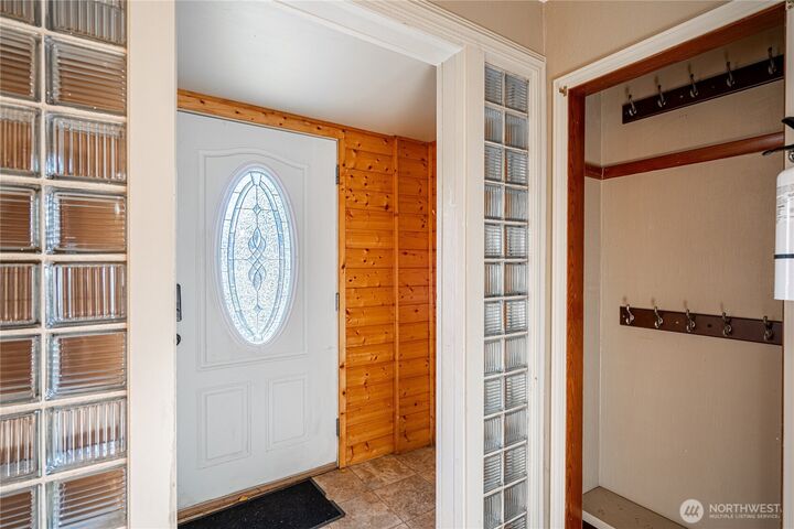 Property Photo:  145 N Harris Avenue  WA 98831 