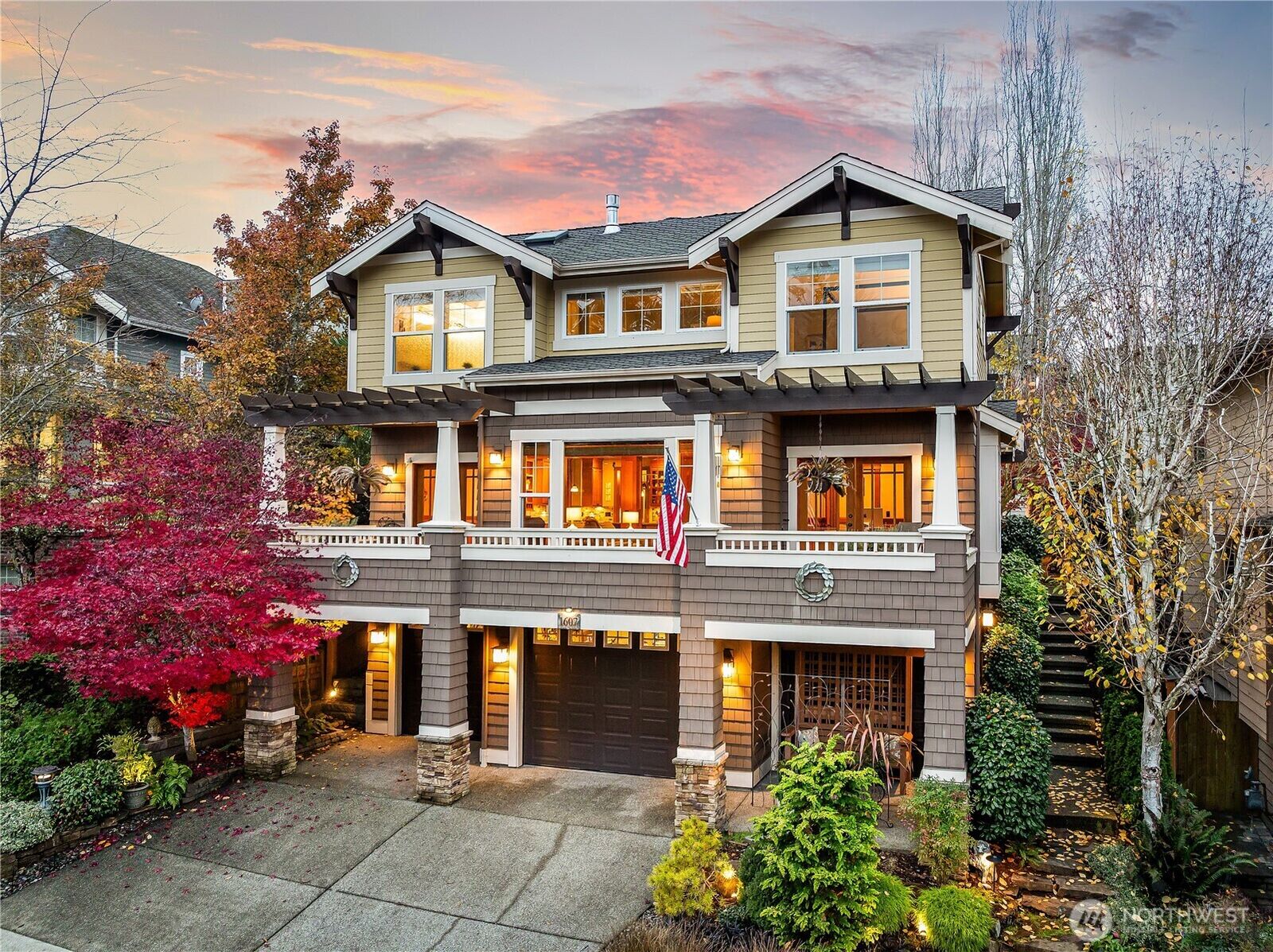 Property Photo:  1607  Lyons Avenue NE  WA 98059 