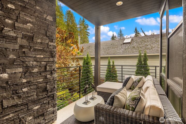 Property Photo: 7829 NE 121st Lane A WA 98034