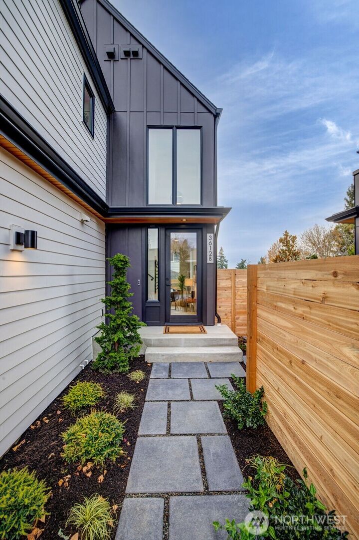 Property Photo: 3612 B SW Othello WA 98126