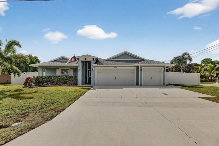 Property Photo:  2502 SW Dalpina Road  FL 34953 