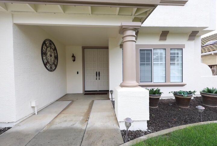 Property Photo:  1243 De Cunha Court  CA 93906 