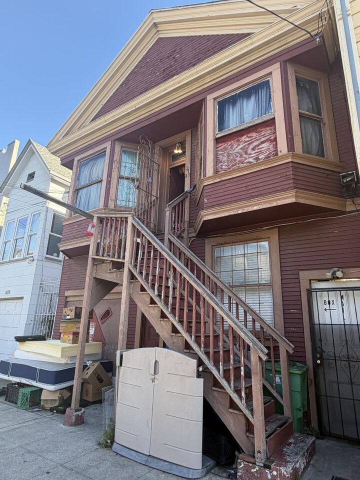 Property Photo: 1279 Florida Street CA 94110