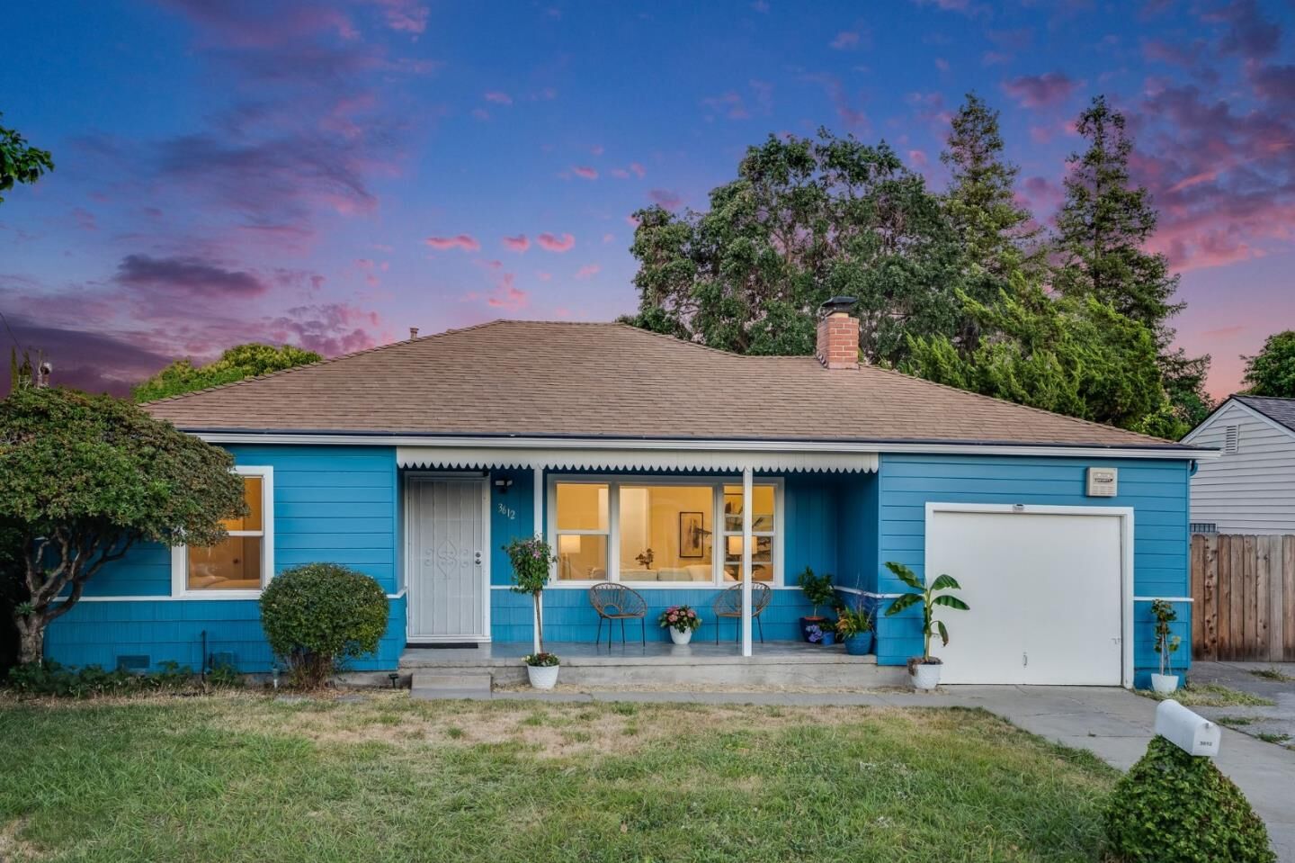 Property Photo: 3612 Los Flores Avenue CA 94519