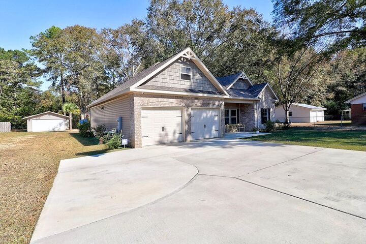 Property Photo:  1052 Trawick Road  AL 36305 