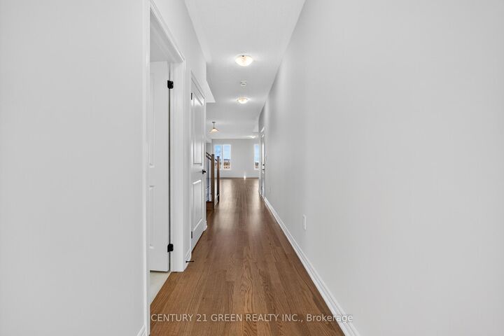 Photo de la propriété:  1473 Savoline Boulevard  ON L9E 2G5 