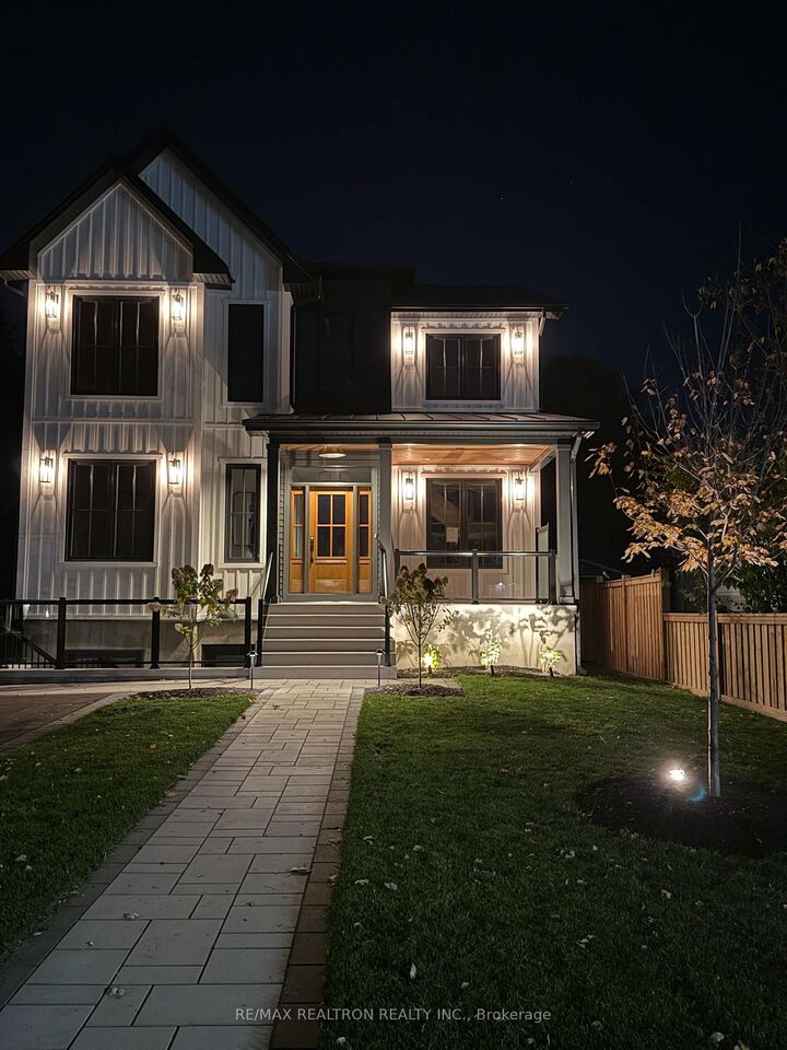 Photo de la propriété: 667 Pleasant Street ON L1W 1P8