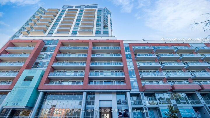 Property Photo: 8888 Yonge Street N 1305 ON L4C 6Z1