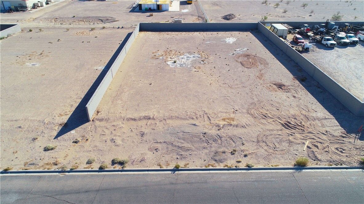 Property Photo:  1550 E World Drive  AZ 86426 