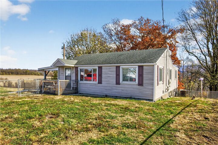 Property Photo:  326 Narrows Rd  PA 15425 