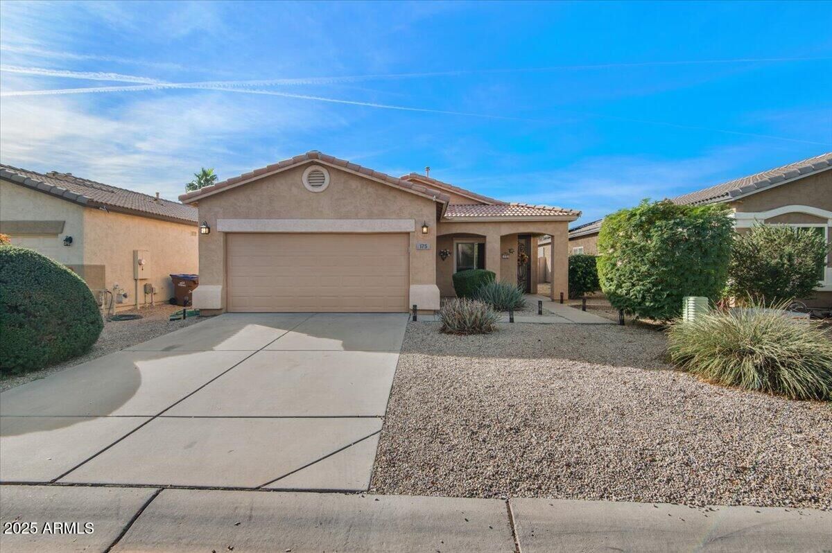 Property Photo:  175 E Shawnee Road  AZ 85143 