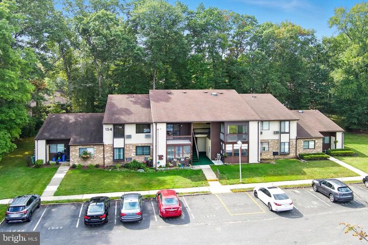 Property Photo:  154 Cross Slope Court G  NJ 07726 
