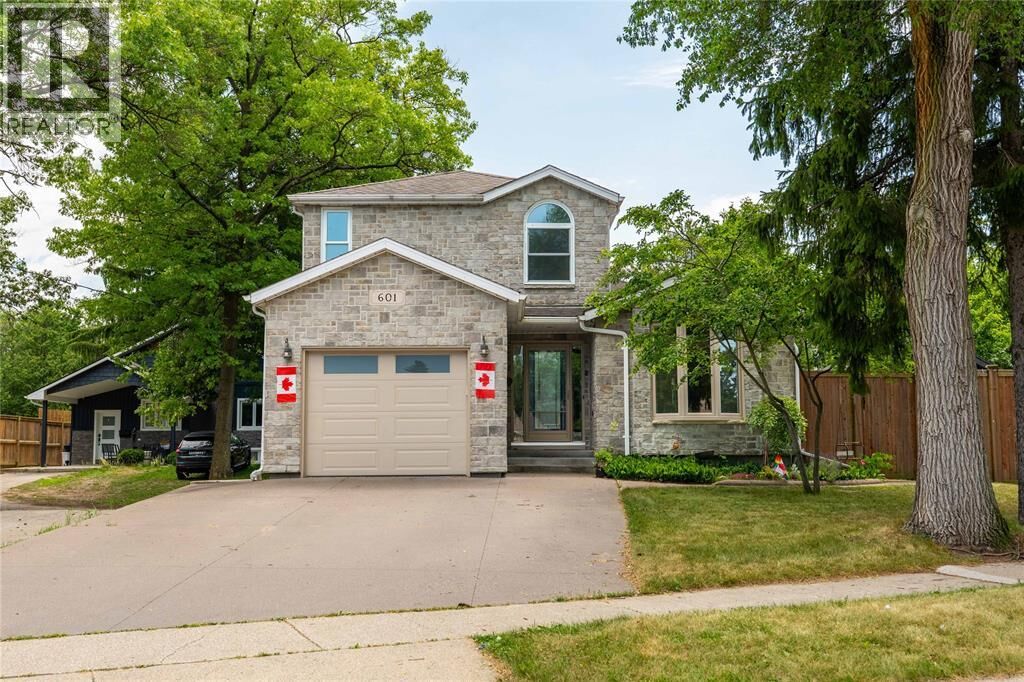 Property Photo:  601 Lakeshore Road  ON N7V 2S8 