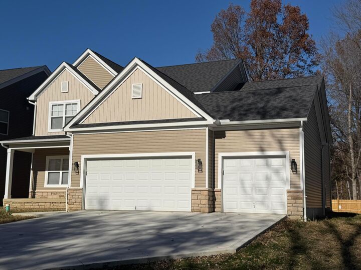 3832 Emmons Avenue  Columbus OH 43219 photo