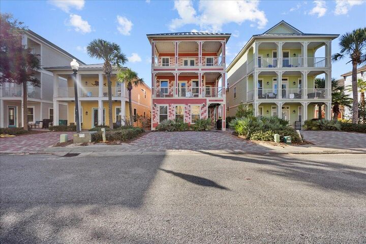 Property Photo: 210 W. Grand Key FL 32541