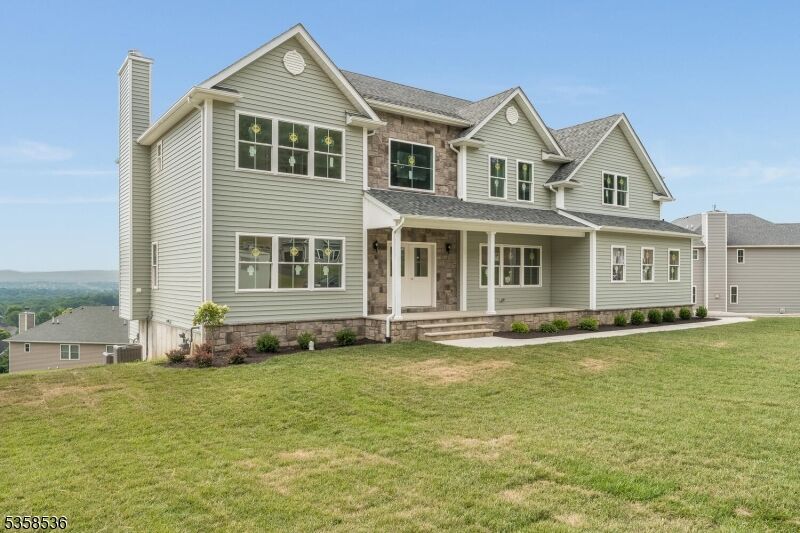 Property Photo:  4 Spring Ct  NJ 08865 