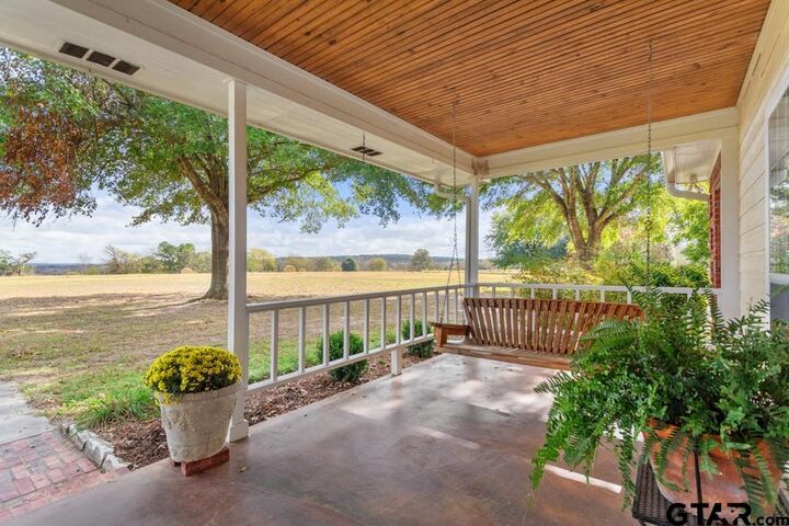 Property Photo: 19170 Cr 4126 TX 75771