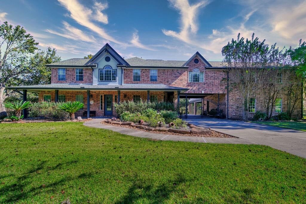 Property Photo: 7402 Swanson Drive TX 77406