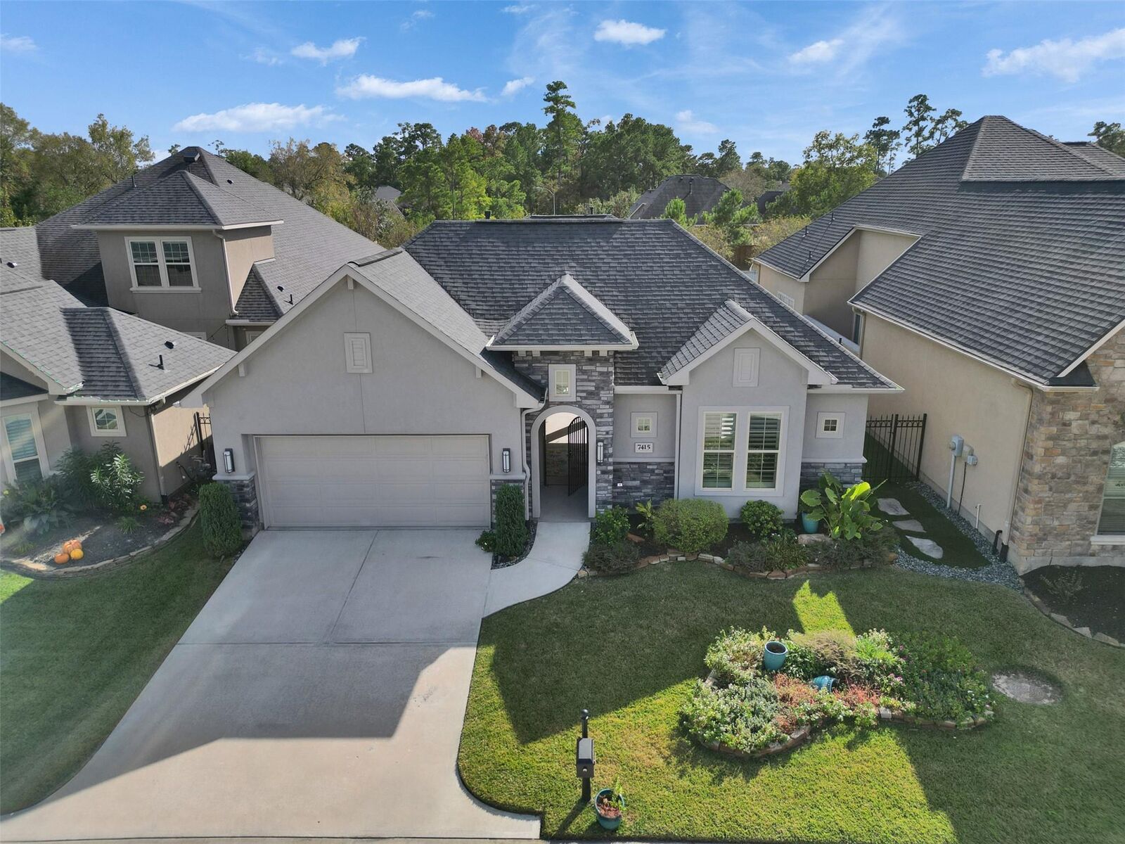 Property Photo:  7415 Nantucket Point Lane  TX 77389 