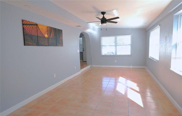 Property Photo: 140 Palmetto Circle NE FL 33952