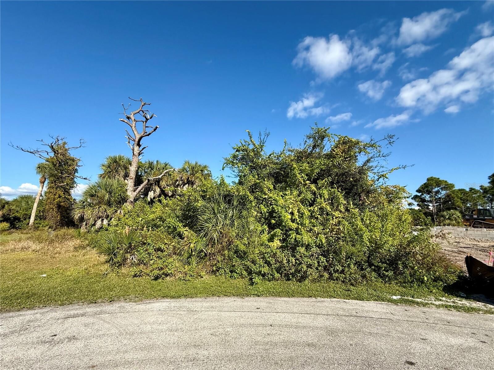 Property Photo:  3470 Ethlyn Lane  FL 33947 