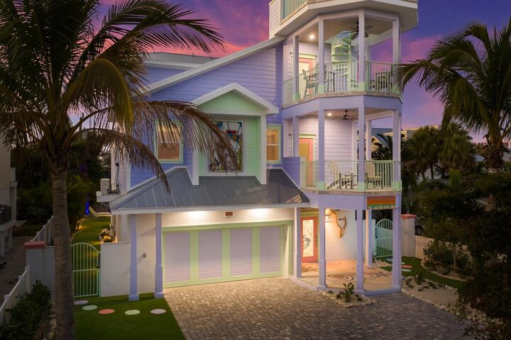 Property Photo: 112 Mangrove Avenue FL 34216