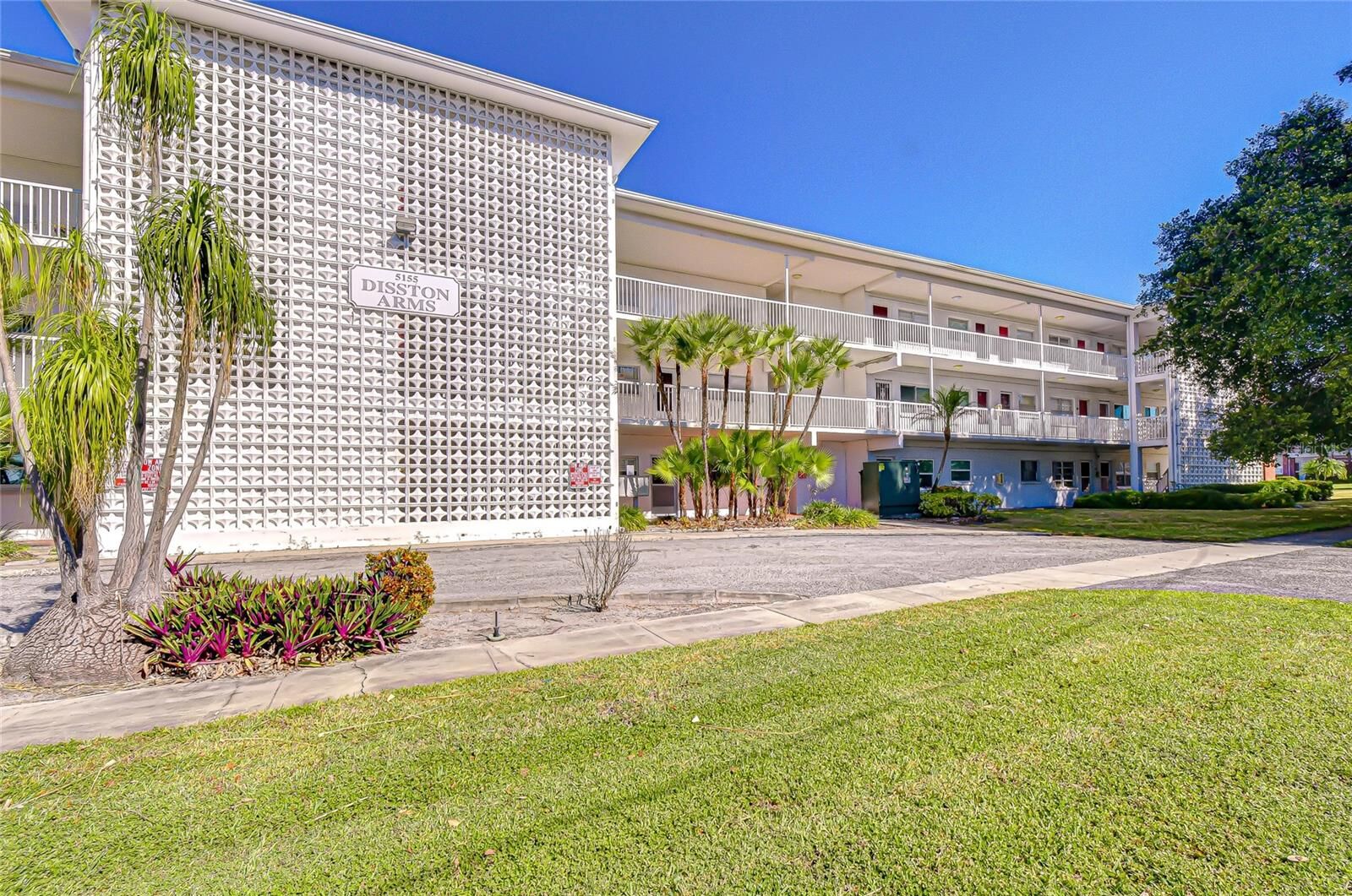 Property Photo:  5155 9th Avenue N 205  FL 33710 