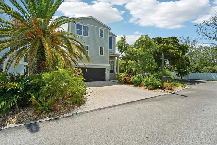 6330 Laguna Drive  Longboat Key FL 34228 photo