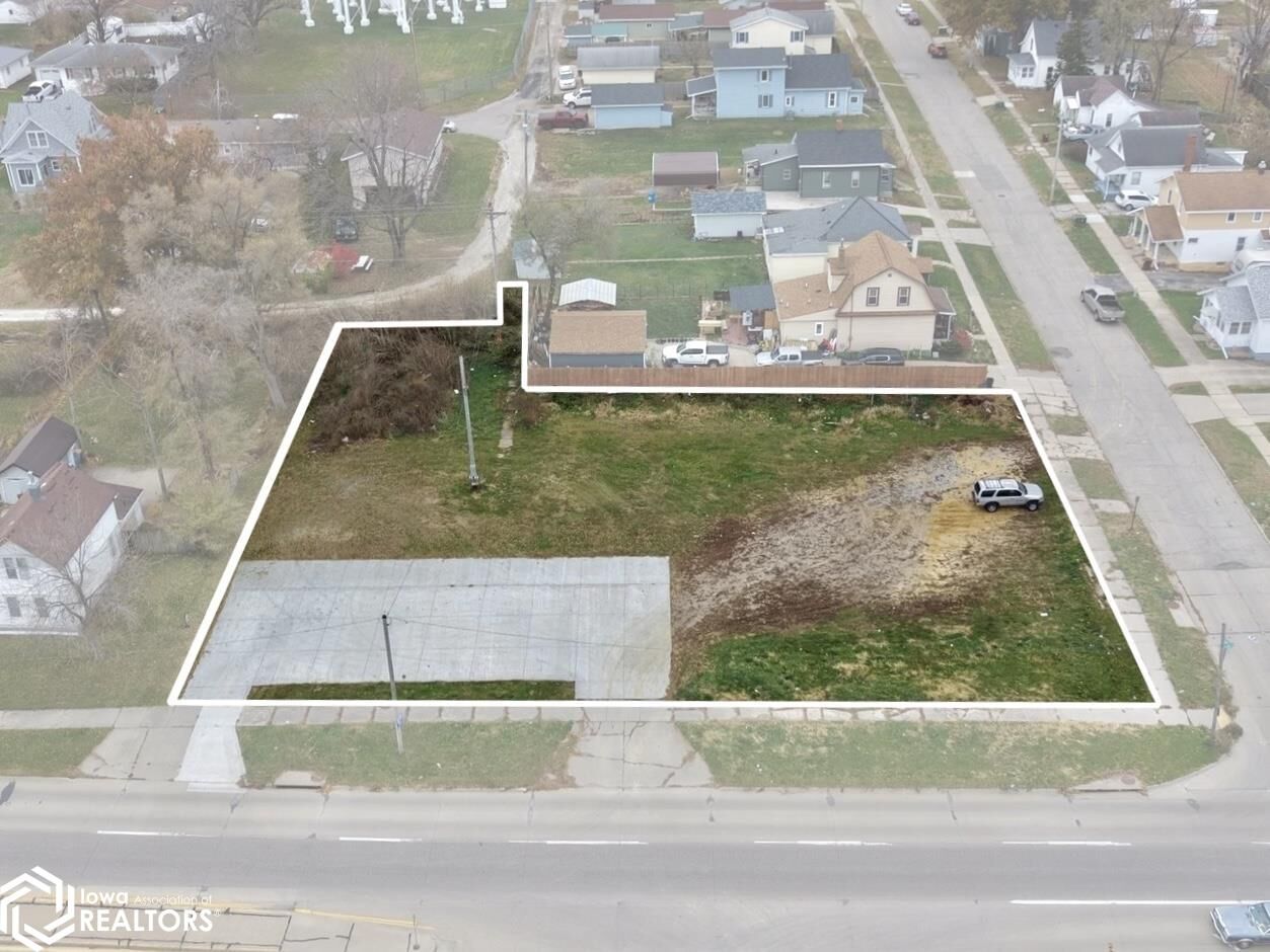 Property Photo:  201 E Anson Street  IA 50158 