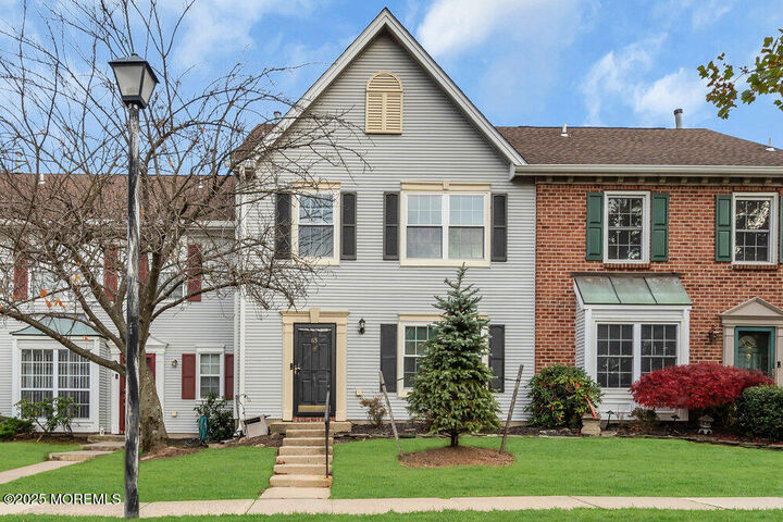 65 Townsend Court 213  Franklin Park NJ 08823 photo
