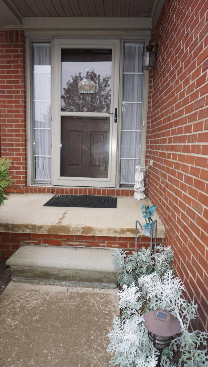 Property Photo:  2633 Ambassador Drive  MI 48198 