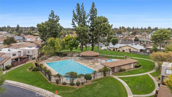 Property Photo:  5908 Almendra Court C  CA 93309 