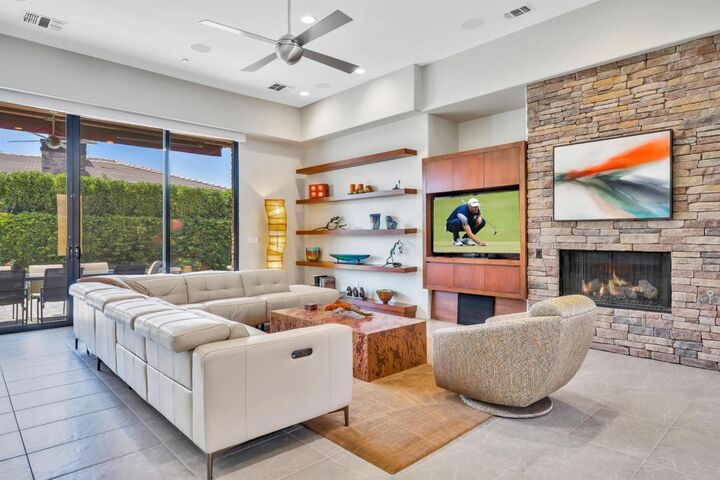 Property Photo:  50305 Via Amante  CA 92253 