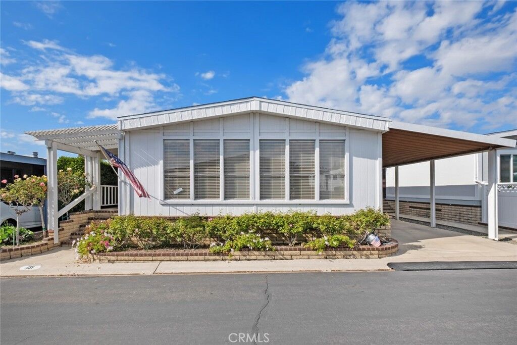 Property Photo:  5200 Irvine Boulevard 131  CA 92620 