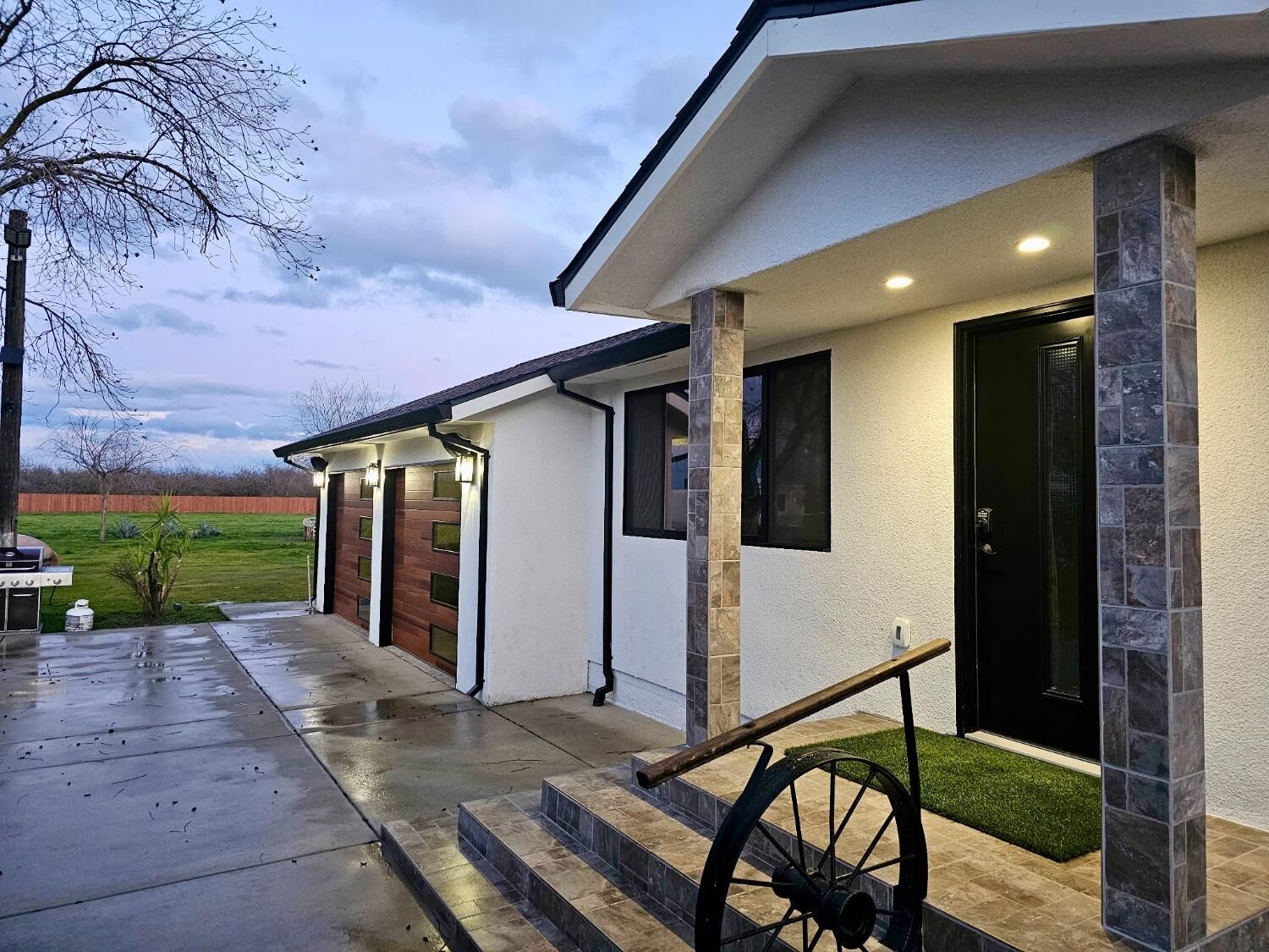 Property Photo: 23421 Road 6 CA 93610