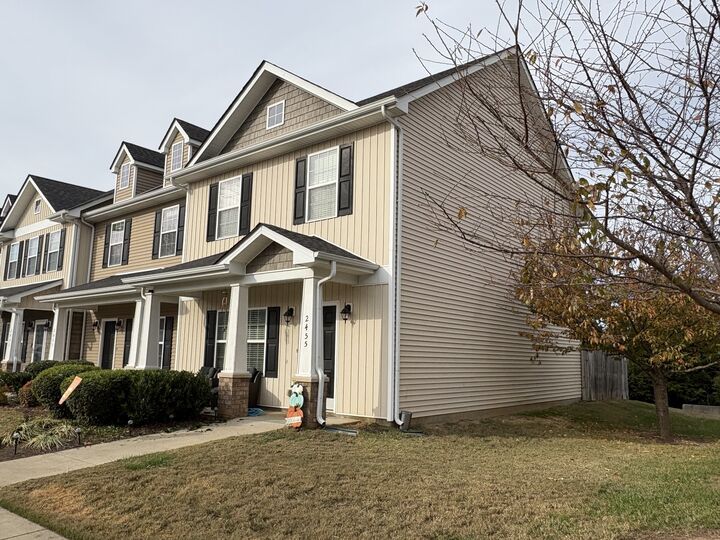 Property Photo:  2455 New Holland Cir  TN 37128 