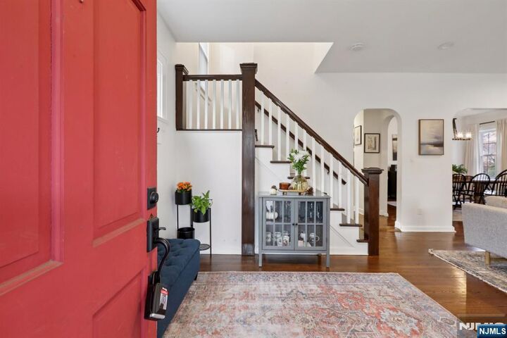 Property Photo:  337 Diamond Bridge Avenue  NJ 07506 