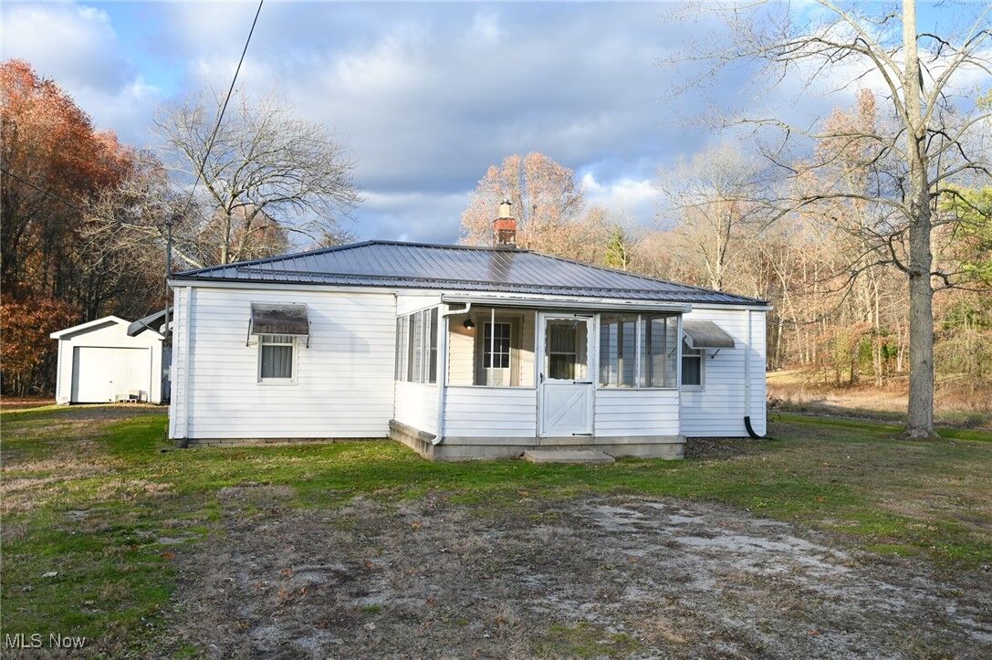 Property Photo:  4148 Herner County Line Road  OH 44470 