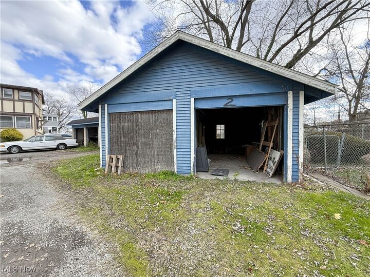 Property Photo:  257 Washington Street NW  OH 44483 