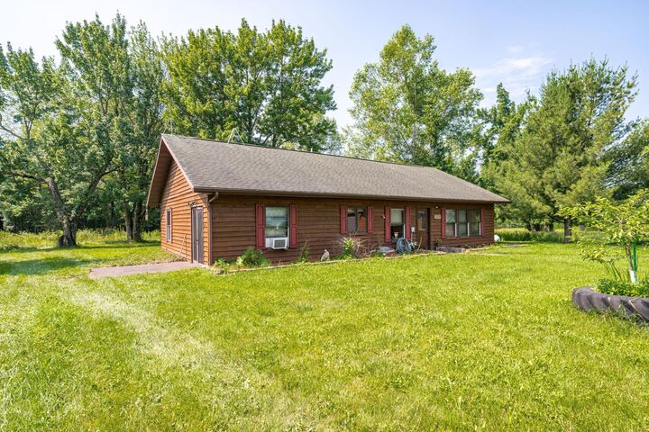 Property Photo: 6624 E Mud Lake Road MN 55798